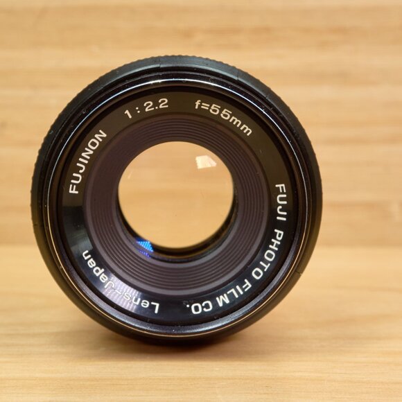 Fujinon 55mm f/2.2 Lens / M42 Mount / Manual Focus / Bubble Bokeh - Picture 3 of 7